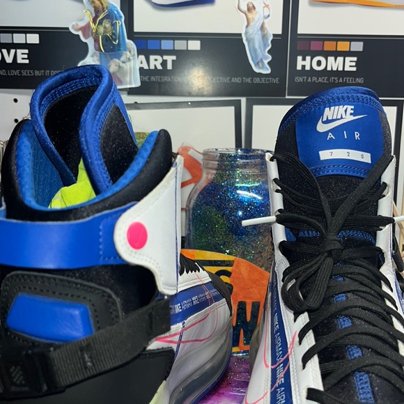 AIR MAX 720 SATURN 9/10 size 12 - Picture 5 of 9